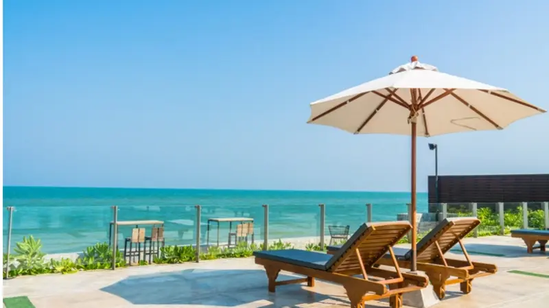 Why Island Hopping on the Water Beats Staying at a Beach Resort