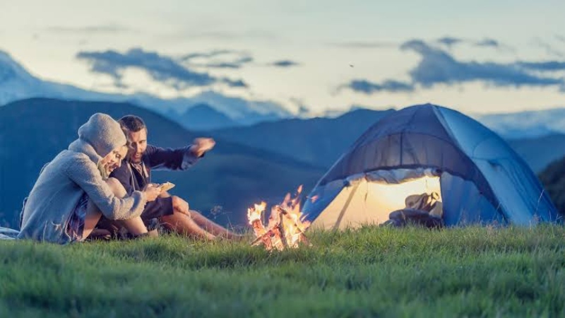What to Pack for a Weekend SUV Camping Trip